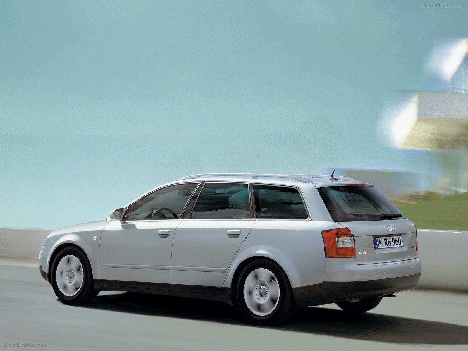 Audi A4 Avant (2000)